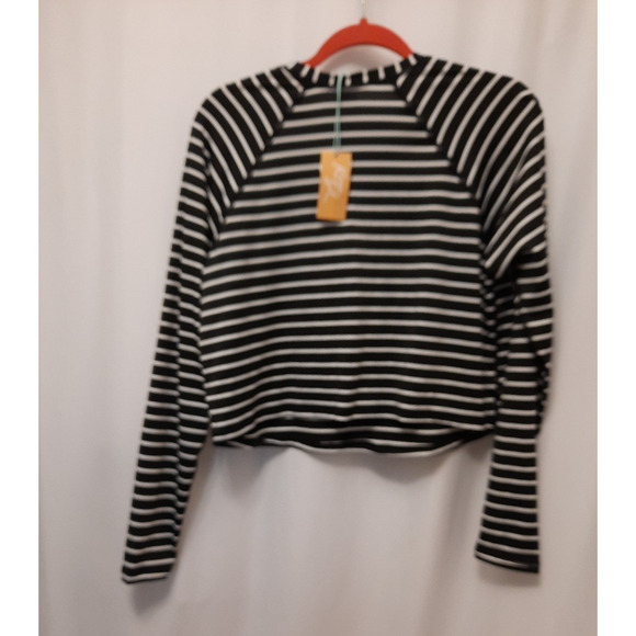 Kona Sol Large 12-14 Black & White Striped LS Cropped Rash Guard Swim Shirt nwt - Picture 3 of 3
